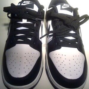 Womens Nike Dunk Low White Black W, Size 7.5, New in box, Retail $115